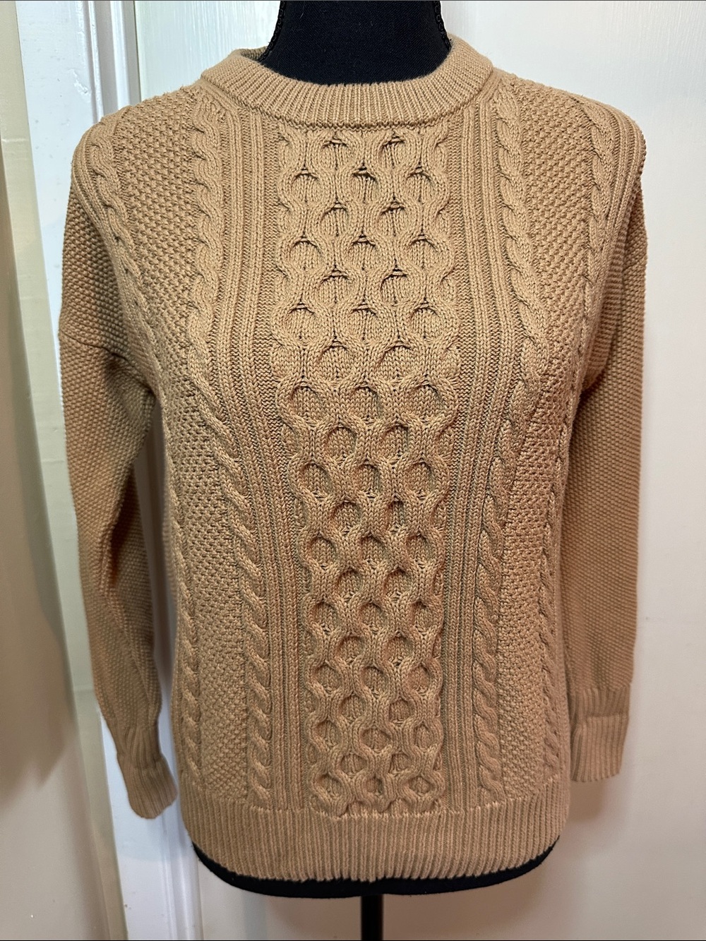 GAP Cable Knit Crew Sweater - Camel